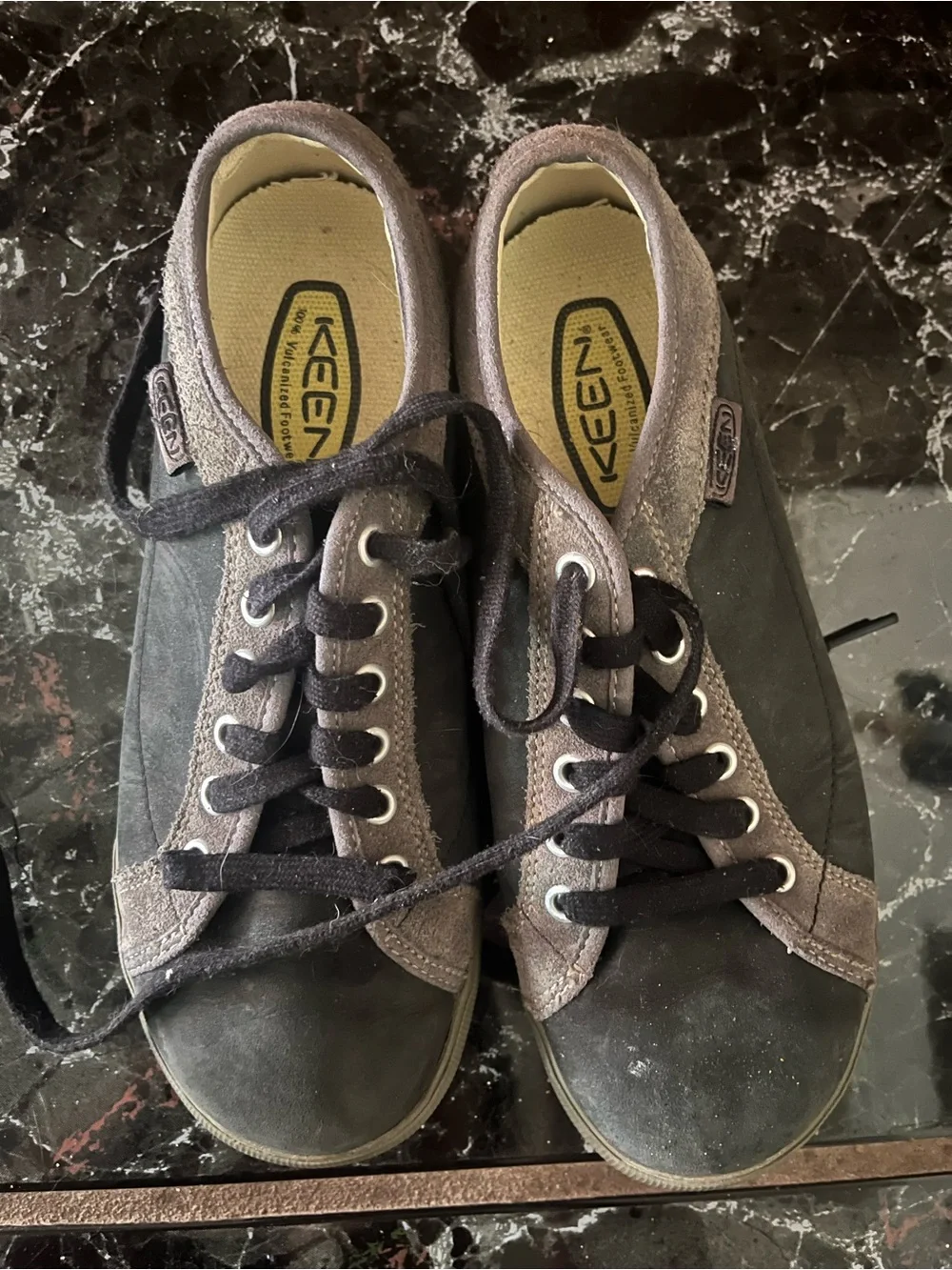 Women’s Gray Casual Lace-Up Sneakers